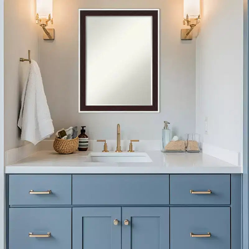 Specchio da parete per bagno con cornice smussata da 24x18 pollici – Espresso Silver