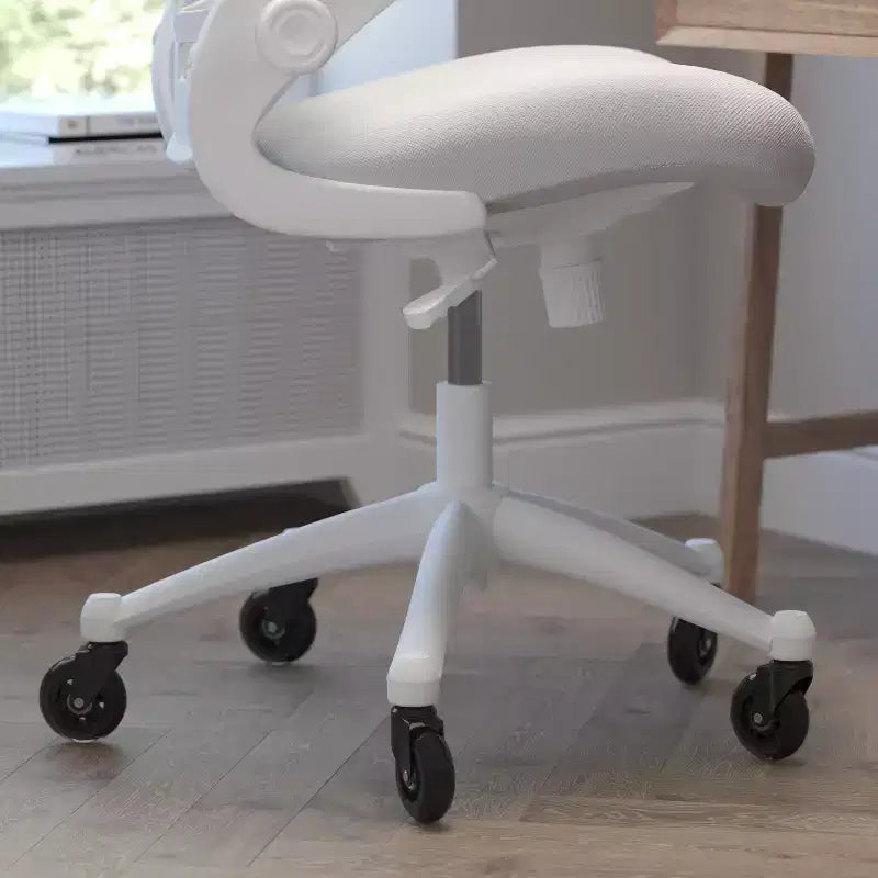 Sedia da ufficio ergonomica girevole a schienale medio con braccioli ribaltabili e ruote a rullo trasparenti