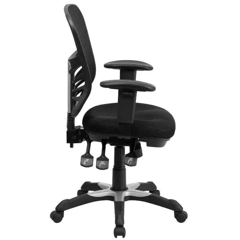 Sedia da ufficio ergonomica multifunzione in rete nera con schienale medio e braccioli regolabili